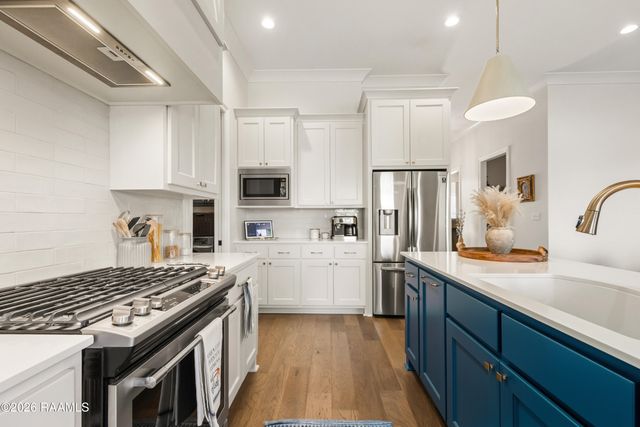 207 Lemongrass Lane, Lafayette, LA 70503