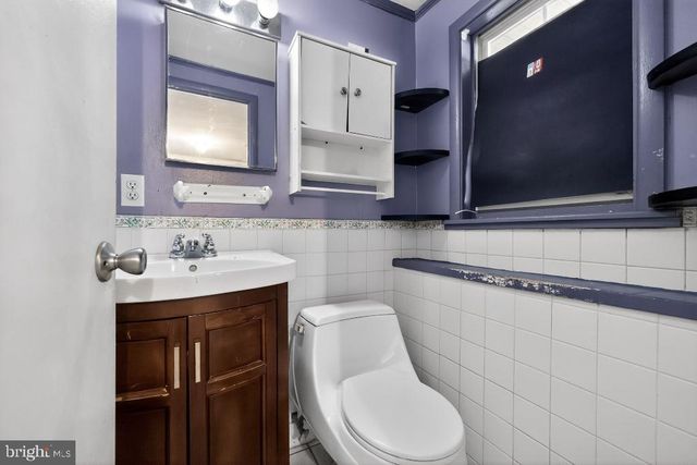 919 GRENVILLE DR, Blackwood, NJ 08012