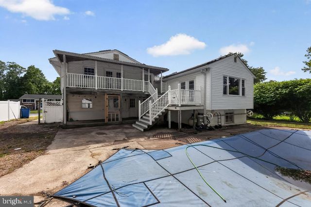 919 GRENVILLE DR, Blackwood, NJ 08012