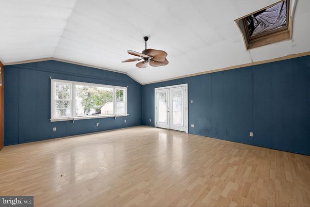 919 GRENVILLE DR, Blackwood, NJ 08012