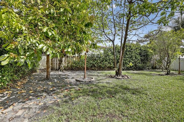 4523 SW 127th Ter, Miramar, FL 33027