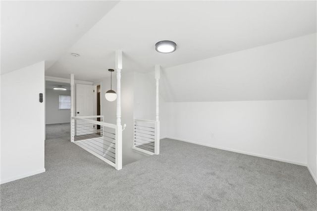 1229 W White Oak Avenue, Independence, MO 64050