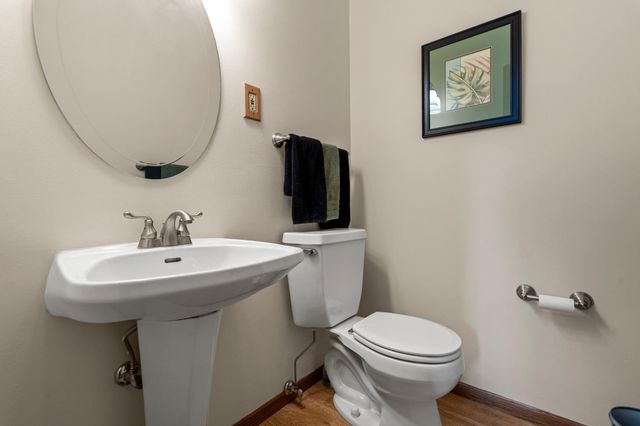 2929 Lake Elmo Avenue N, Lake Elmo, MN 55042