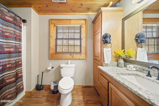 2023 Piney Overlook Lane, Pigeon Forge, TN 37862