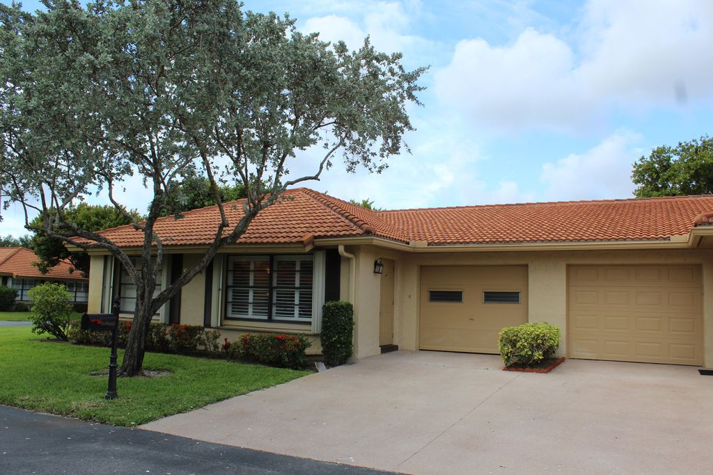 4525 Nutmeg Tree Lane A, Boynton Beach, FL 33436