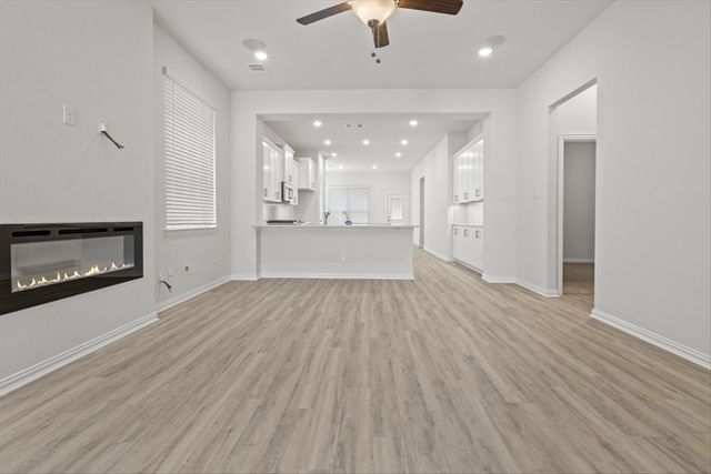 2105 Hazel Lily Run, Mesquite, TX 75181