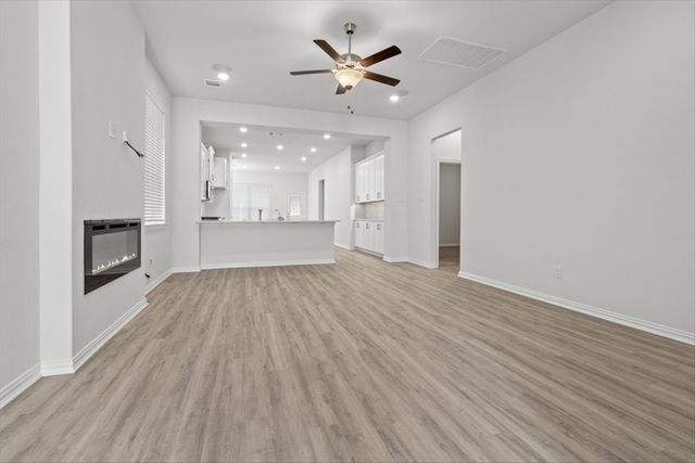 2105 Hazel Lily Run, Mesquite, TX 75181