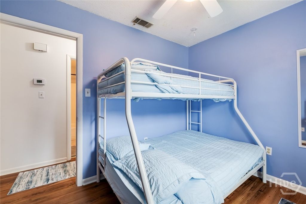 Image 8 of property listing at 101 Michael Court, Savannah, GA 31406