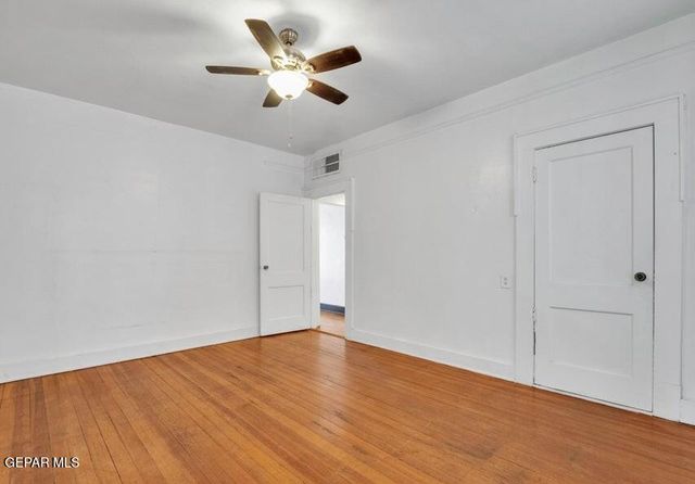 3132 Pershing Drive, El Paso, TX 79903