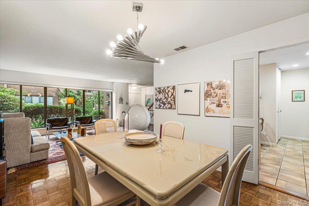 4 Spring Hollow, Roslyn, NY 11576 — photo 5