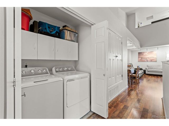 18611 E Water Dr E, Aurora, CO 80013