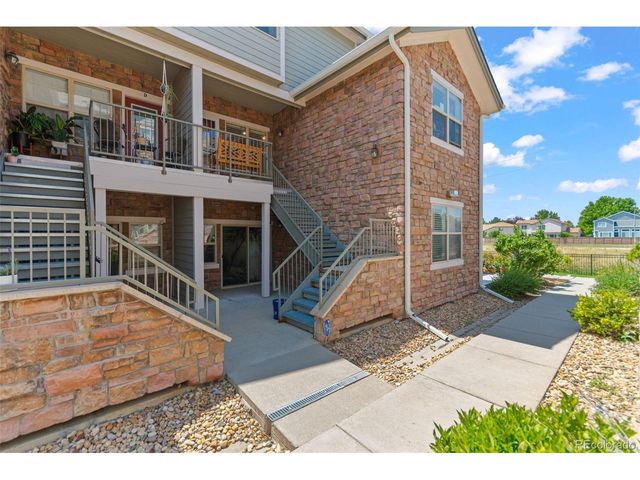 18611 E Water Dr E, Aurora, CO 80013