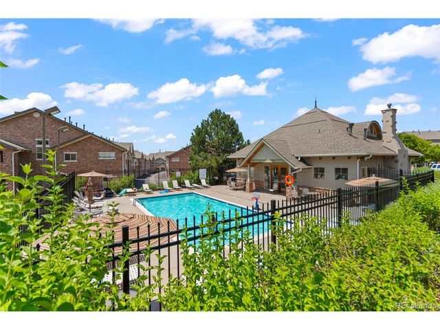 18611 E Water Dr E, Aurora, CO 80013