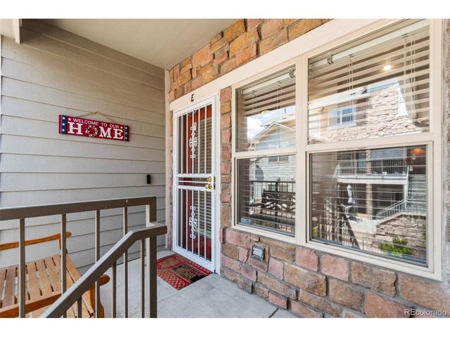 18611 E Water Dr E, Aurora, CO 80013