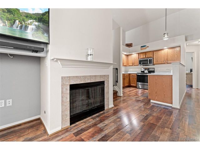 18611 E Water Dr E, Aurora, CO 80013