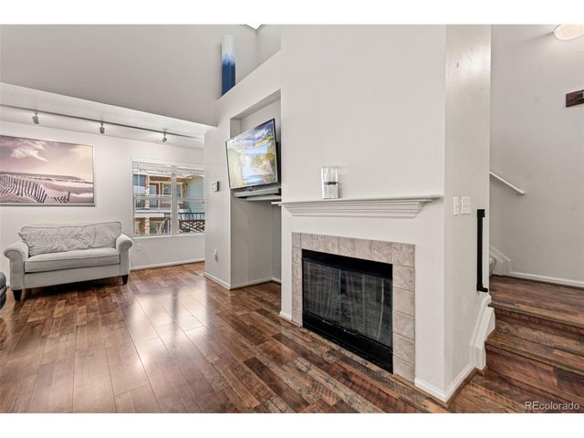 18611 E Water Dr E, Aurora, CO 80013