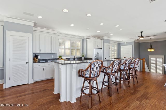 822 S FLETCHER Avenue, Fernandina Beach, FL 32034