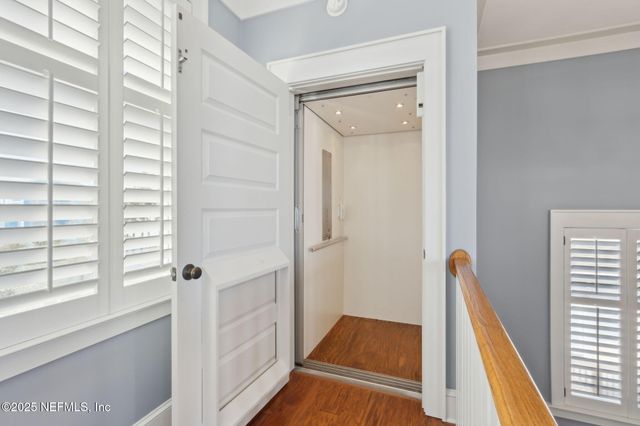 822 S FLETCHER Avenue, Fernandina Beach, FL 32034