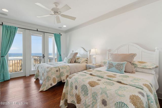 822 S FLETCHER Avenue, Fernandina Beach, FL 32034