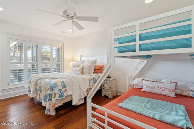 822 S FLETCHER Avenue, Fernandina Beach, FL 32034