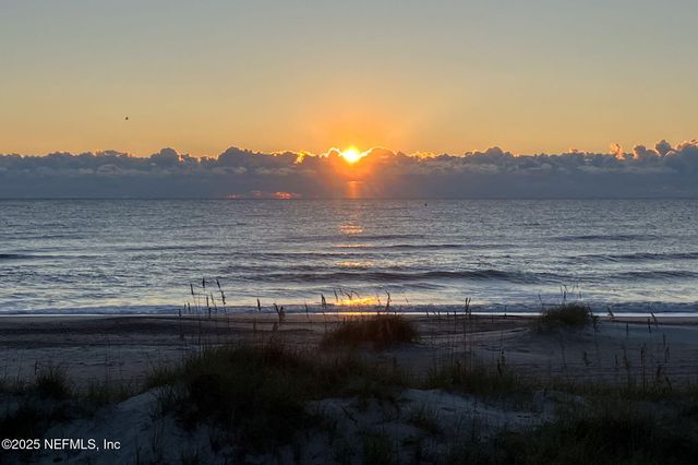 822 S FLETCHER Avenue, Fernandina Beach, FL 32034