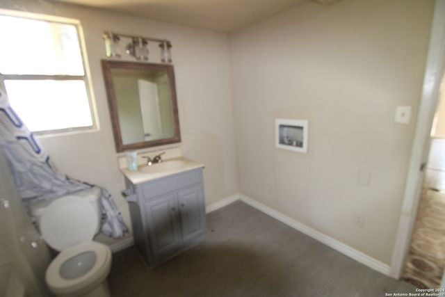 307 E LACHAPELLE, San Antonio, TX 78204
