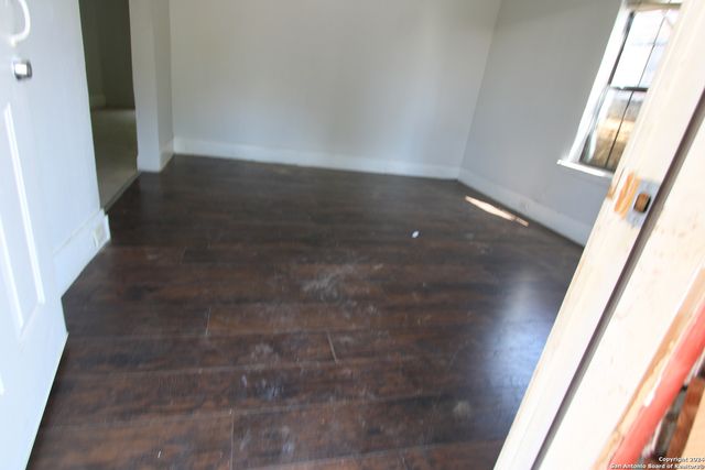 307 E LACHAPELLE, San Antonio, TX 78204