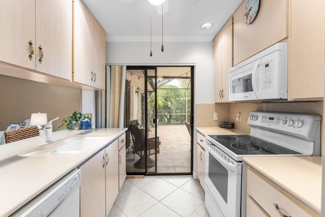 6222 SE Monticello Terrace, Hobe Sound, FL 33455