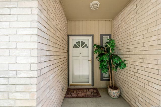 6210 Colony Creek, San Antonio, TX 78240