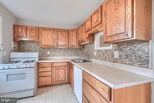 1 ARWELL CT, Baltimore, MD 21236