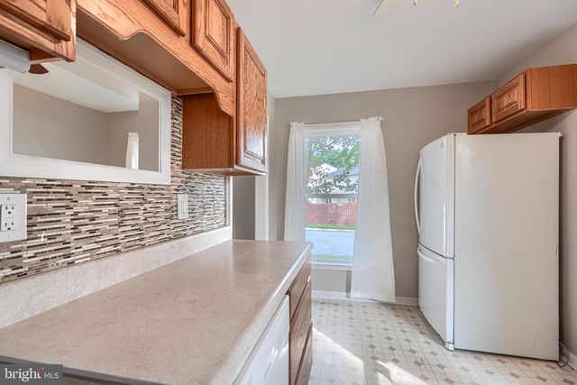 1 ARWELL CT, Baltimore, MD 21236