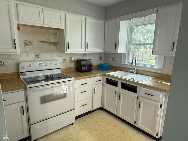 6795 W 21st Street, Indianapolis, IN 46214