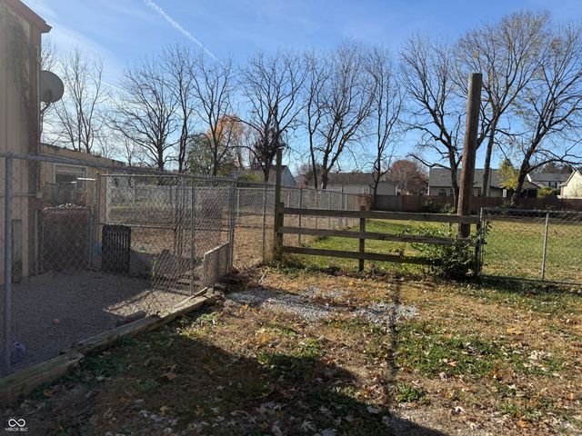 6795 W 21st Street, Indianapolis, IN 46214