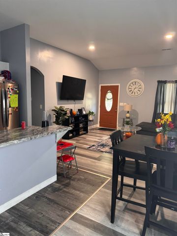 117 Helen Street, Spartanburg, SC 29301