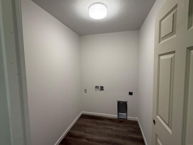 3335 Lincolnshire Road, Waterloo, IA 50701