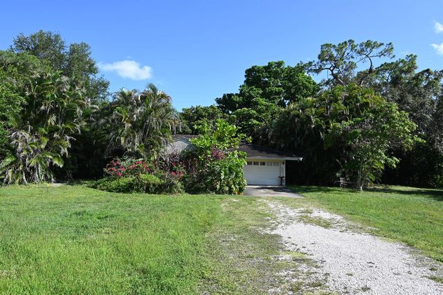 12914 Raymond Drive, Loxahatchee, FL 33470