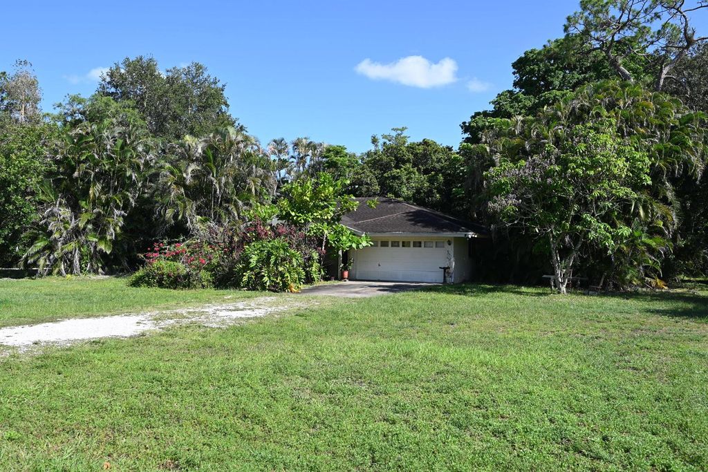 12914 Raymond Drive, Loxahatchee, FL 33470