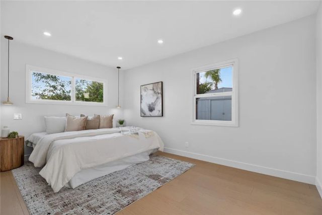 10211 Roscoe, Los Angeles, CA 91352