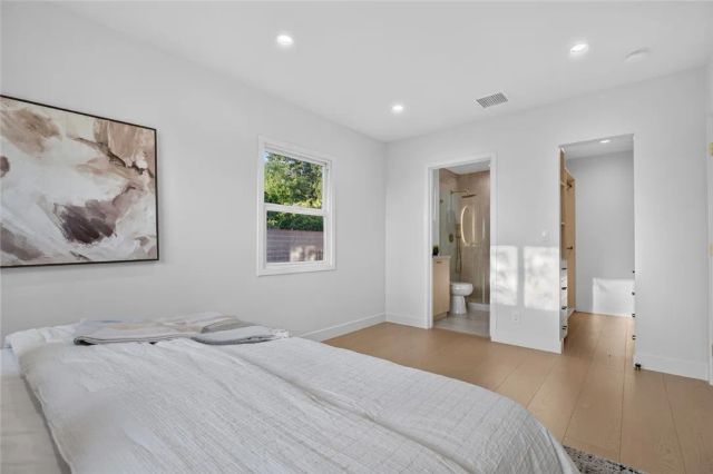 10211 Roscoe, Los Angeles, CA 91352