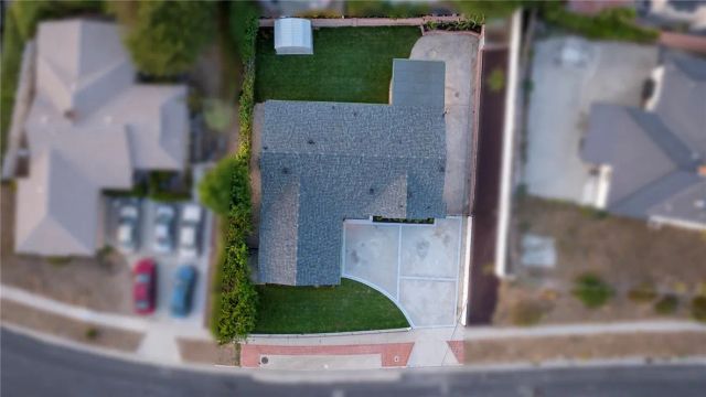 10211 Roscoe, Los Angeles, CA 91352