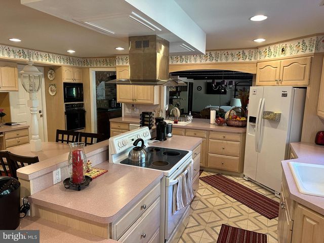 600 GLENSIDE RD, Millville, NJ 08332