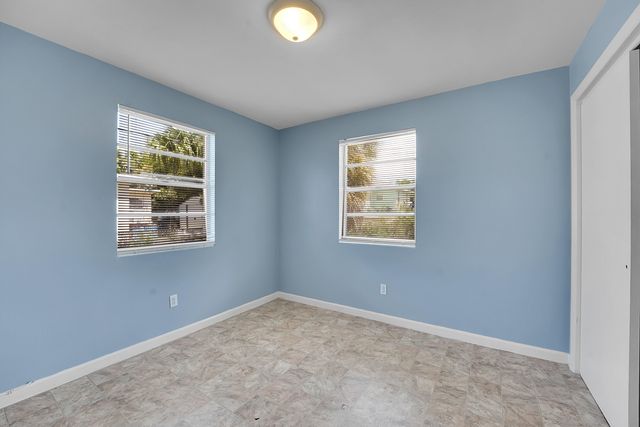 1208 W 32ND Street, Riviera Beach, FL 33404