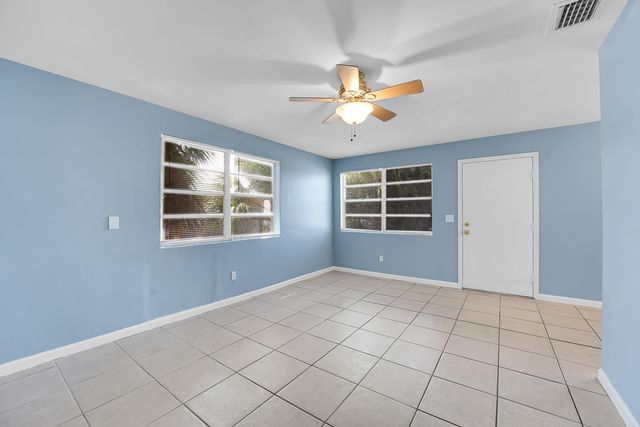 1208 W 32ND Street, Riviera Beach, FL 33404