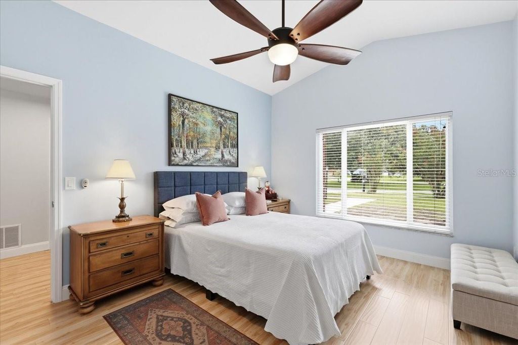 Image 15 of property listing at 8495 CARAWAY COURT, Orlando, FL 32819