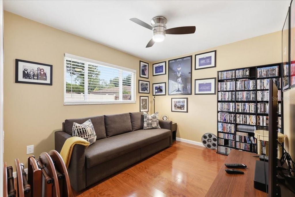Image 20 of property listing at 8495 CARAWAY COURT, Orlando, FL 32819