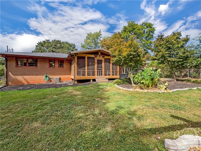 172 Glendale, Winterville, GA 30683