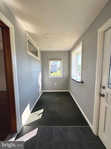 734 W PRESTON AVE, Somerdale, NJ 08083