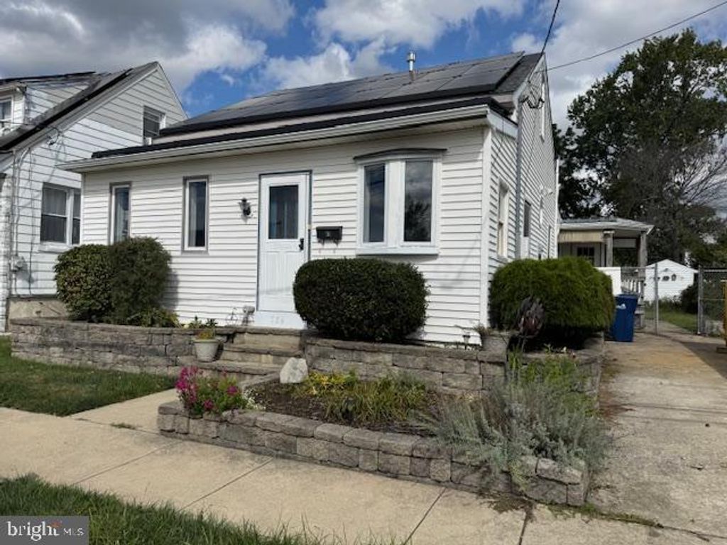734 W PRESTON AVE, Somerdale, NJ 08083