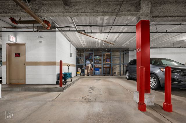7800 W Foresthill Lane 204, Palos Heights, IL 60463