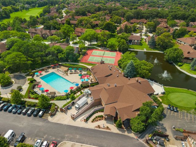 7800 W Foresthill Lane 204, Palos Heights, IL 60463